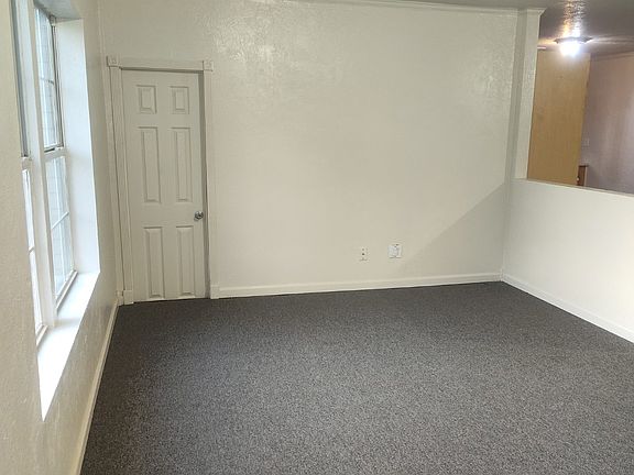 4th image of 417 NW 31st St