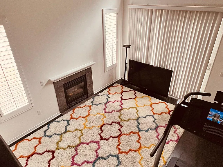 Receiving/Living Room