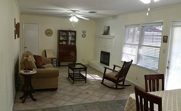 3rd image of 4204 Shannon Dr