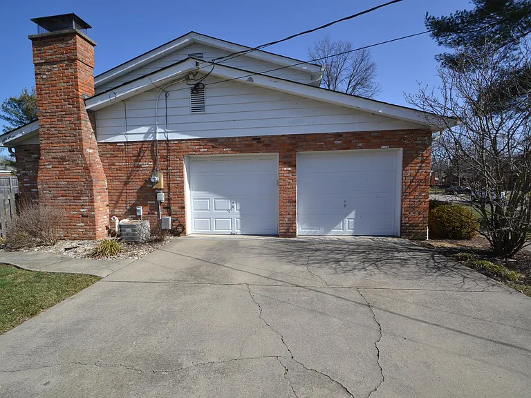 6234 Lakota Dr — Photo 48