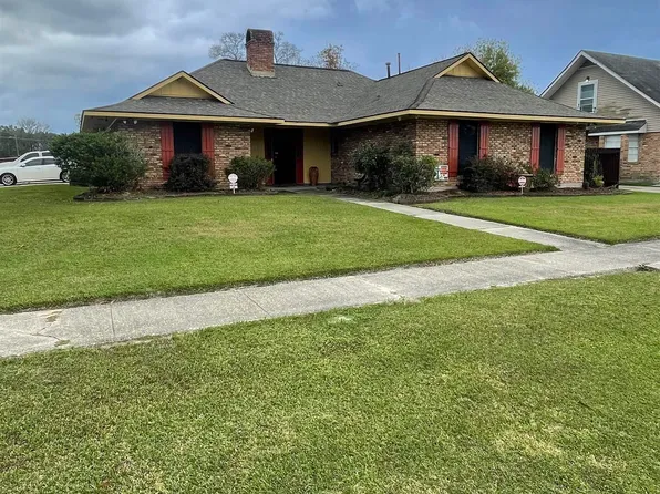 3738 Redlands Dr, Baton Rouge, LA 70814