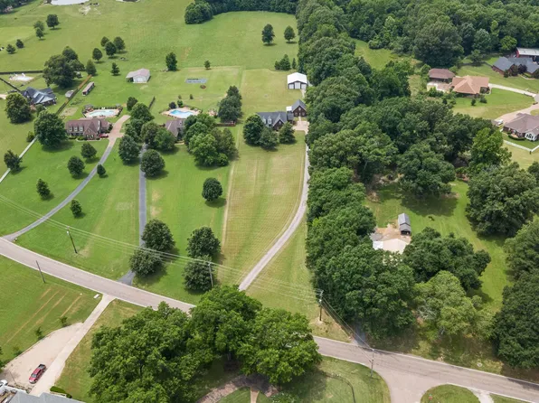 7757 Brunswick Rd, Millington, TN 38053