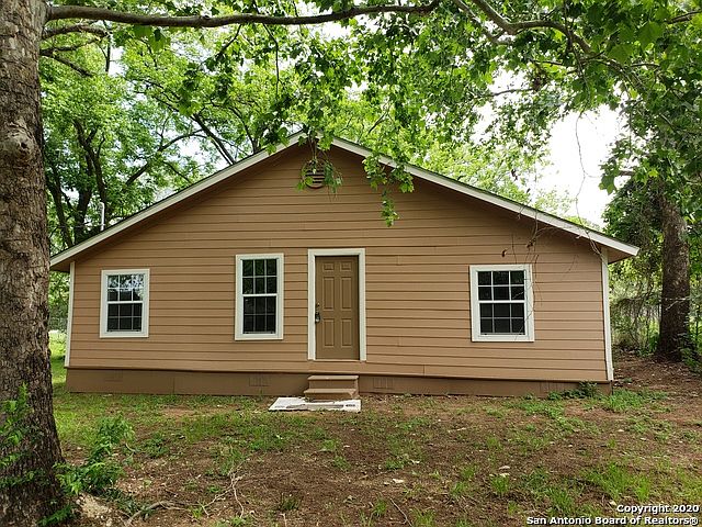 1st image of 133 Pena Ln