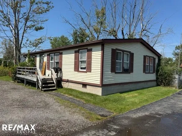 5218 Pointe Tremble Rd, Algonac, MI 48001
