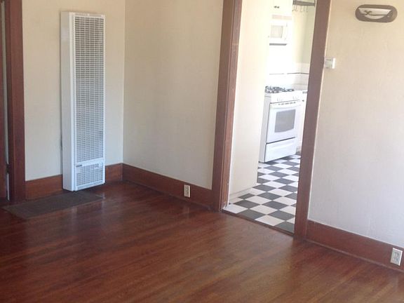 2nd image of 4595 Mississippi St