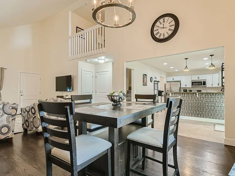3846 Dyanna Dr — Photo 8