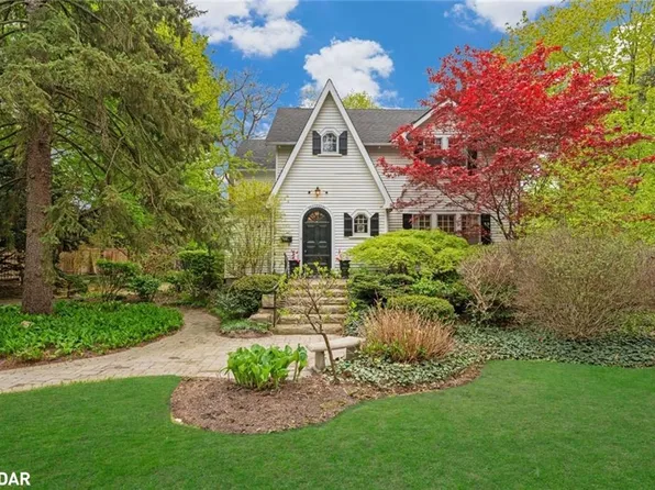 338 Maple Grove Dr, Oakville, ON L6J 4V5