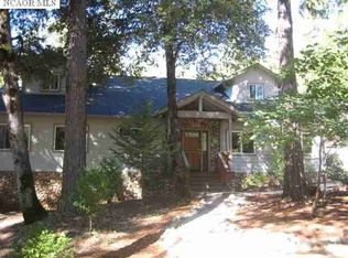 14912 Craig Ln, Grass Valley, CA 95945