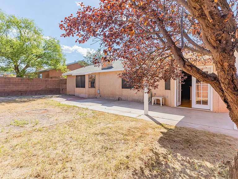 701 Venus Ave — Photo 30