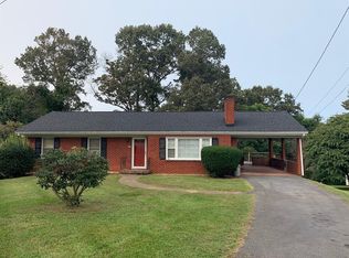 137 Long Pine Dr, Madison Heights, VA