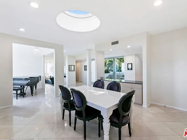 30112 Cuthbert Rd — Photo 12