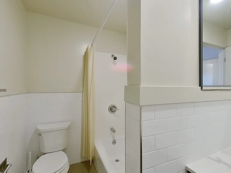 2437 Piedmont Ave — Photo 76