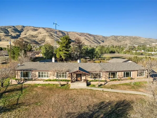 5525 Braeloch St, Acton, CA 93510