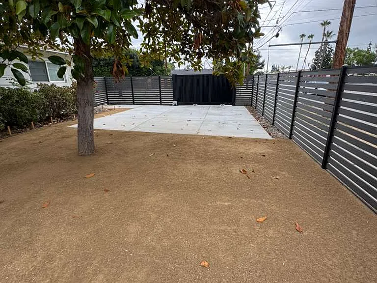 23001 Vanowen St — Photo 17