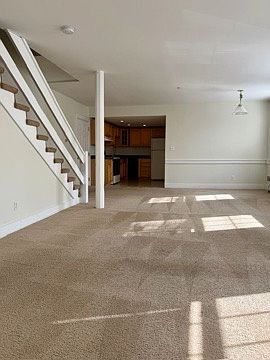3rd image of 71 Grove St APT 7