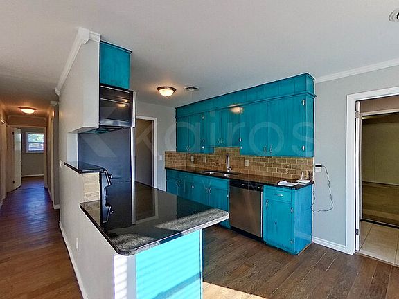 5th image of 4418 Mesa Cir