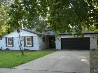224 Shelburne Dr, Saint Charles, MO 63301