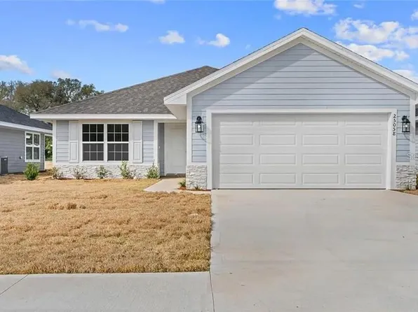 4 Seriema Ct, Palm Coast, FL 32164