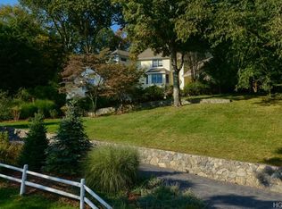 14 Random Farms Dr, Chappaqua, NY 10514