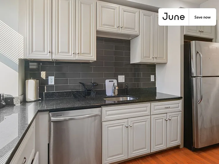11 Linden St — Photo 4