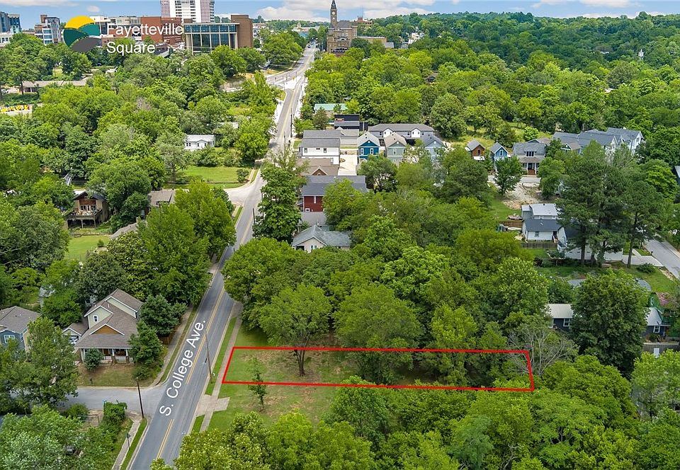 1st image of 324 S College Ave #11