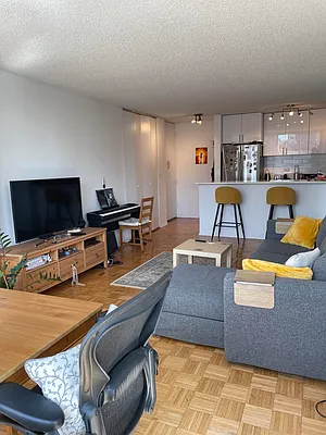 Rented by Level Group | media 6
