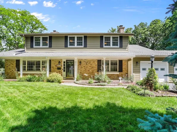 5310 Dorsett Dr, Madison, WI 53711