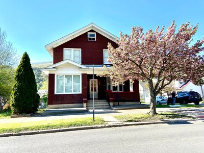 523 Temple St, Hinton, WV, 25951