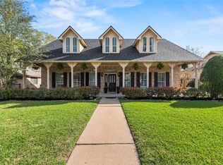 1802 Quarterpath Dr, Richmond, TX 77406