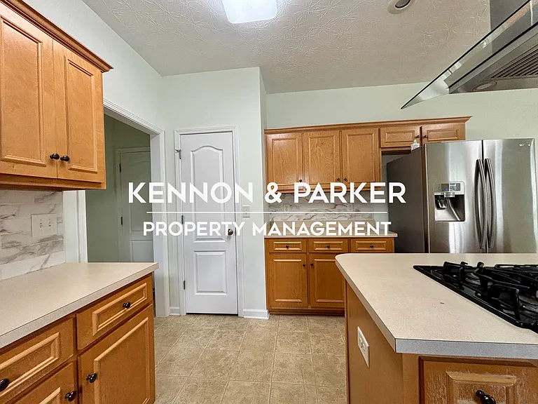 4613 English Ivy Dr — Photo 9
