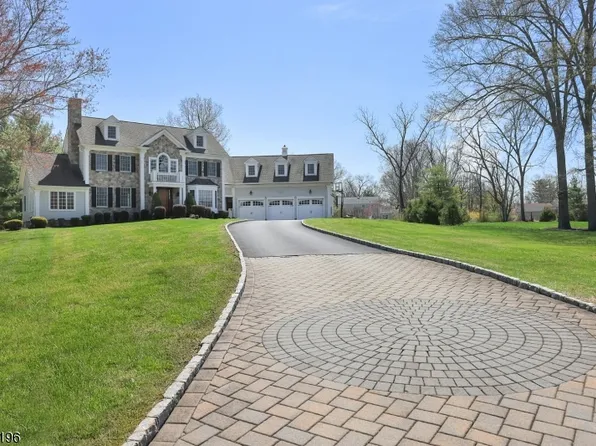 82 Queen Anne Dr, Bernards Twp., NJ 07920