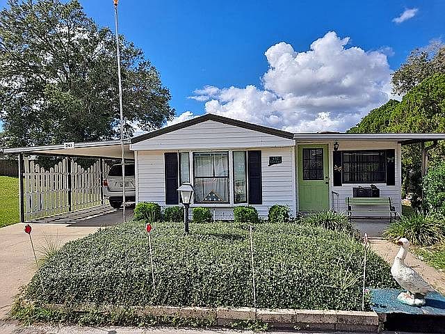 1st image of 341 Greenhedge Dr