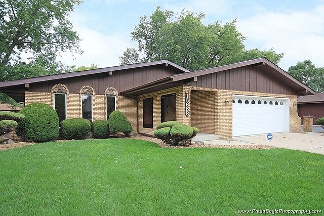 1st image of 15668 Gouwens Ln