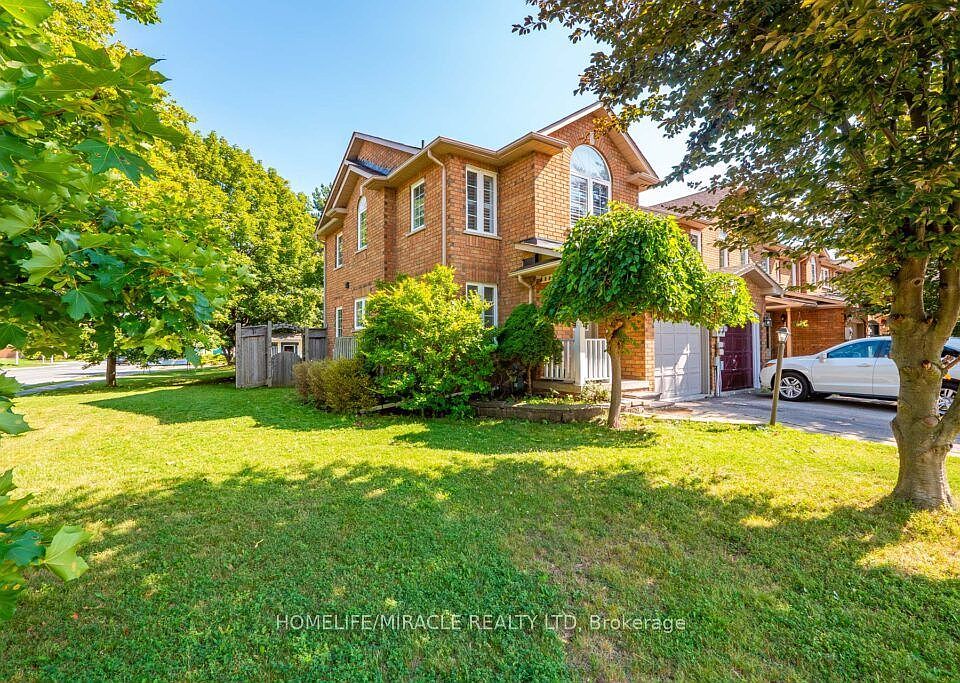1st image of 59 Dawson Cres