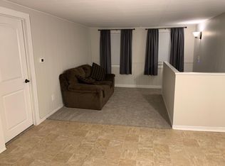 182 Hayden Rowe St APT 3, Hopkinton, MA 01748