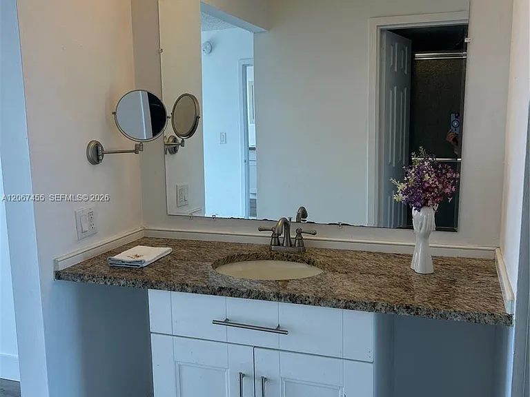 1250 NE 125th St #410C — Photo 34