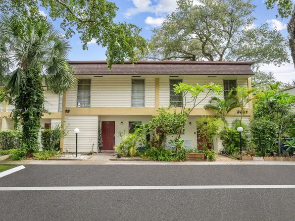 3321 Simms St #13C, Hollywood, FL 33021