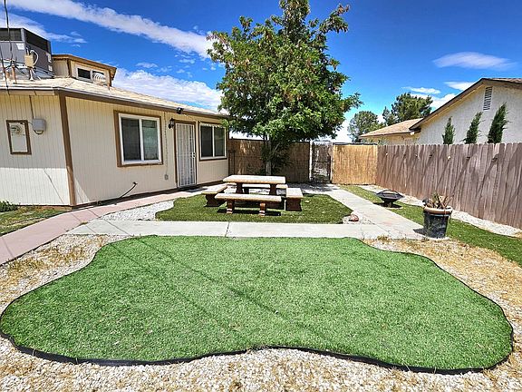 2nd image of 9610 Oleander Ave