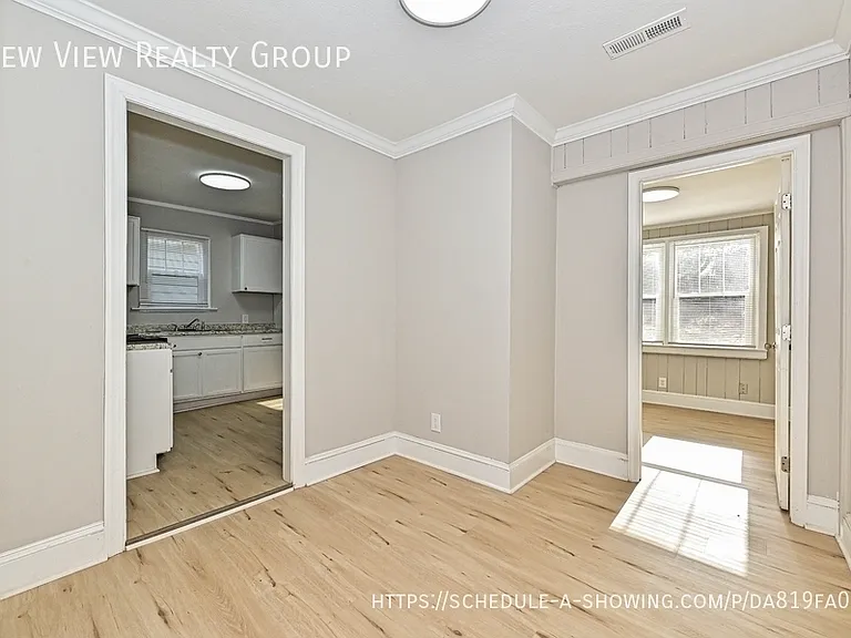 3108 Rush Ave — Photo 9