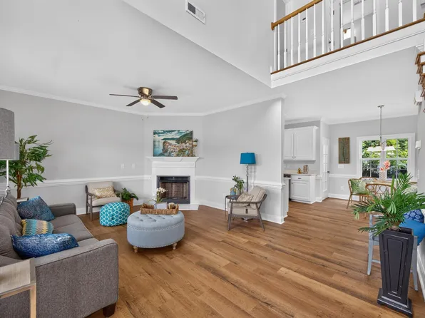 52 Season Ln, Selma, NC 27576