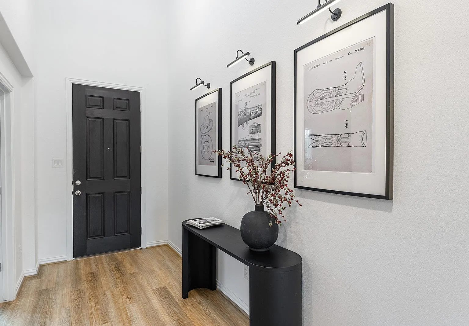 3 bed, 2.5 bath, 2659 sqft, $2,850 — Photo 4