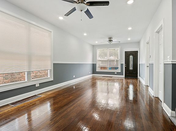 4th image of 5821 S Fairfield Ave