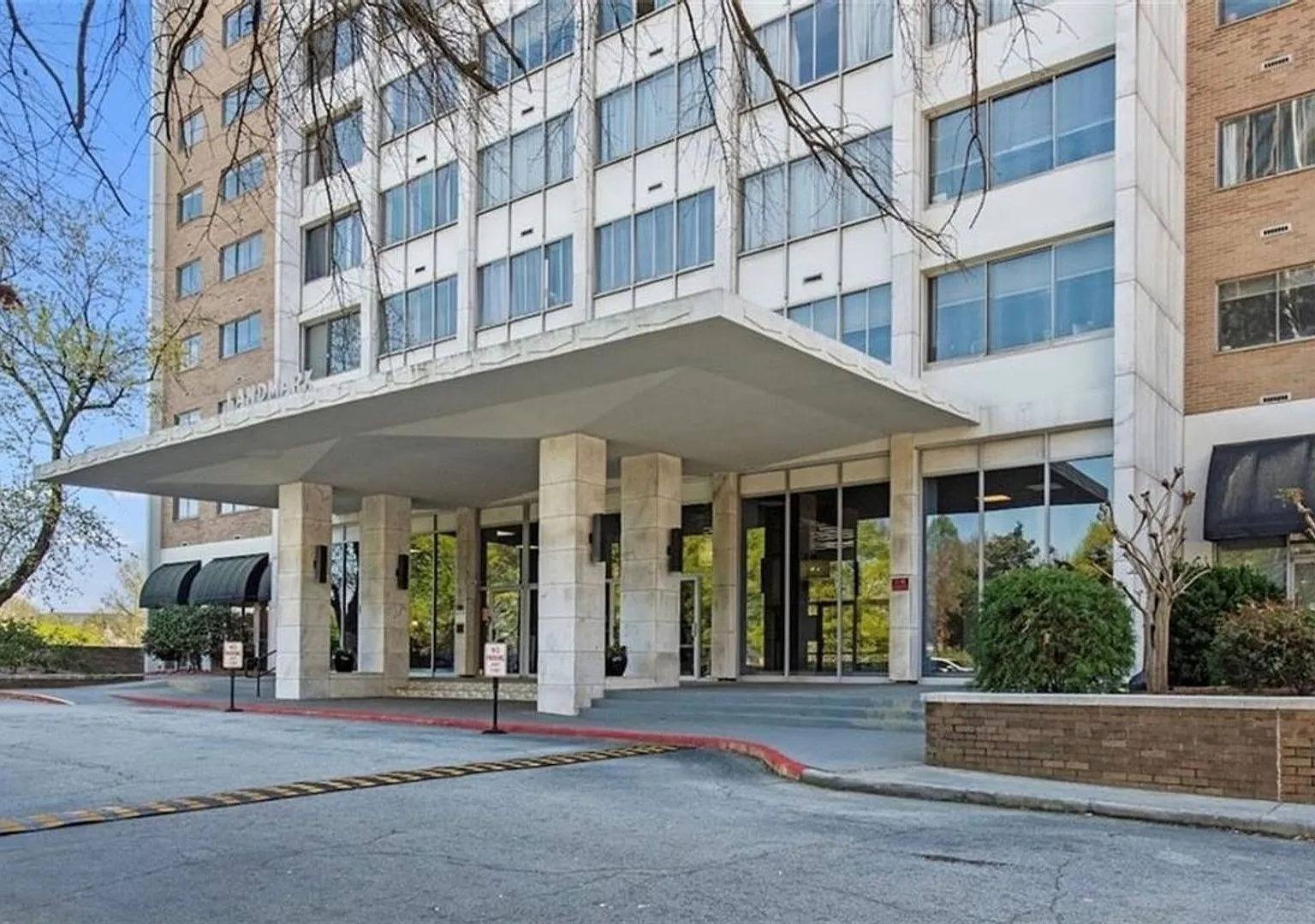 Charming 1BR Condo in Midtown Atlanta — Photo 1