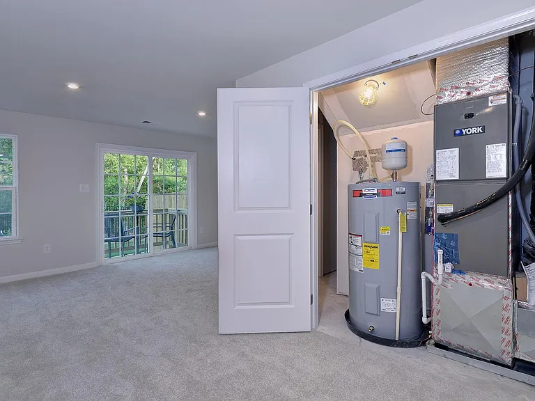 2993 Perdue Springs Dr — Photo 35