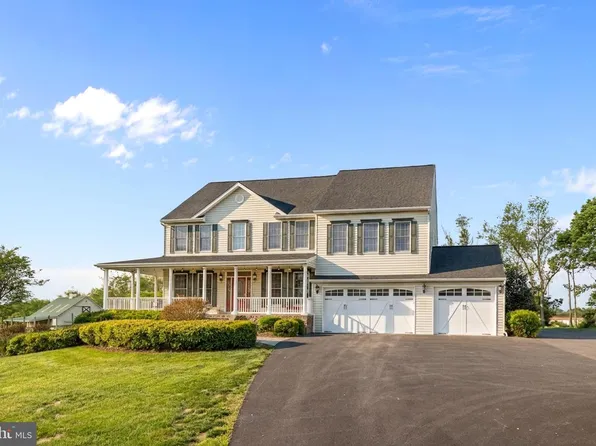 41187 Yakey Ln, Lovettsville, VA 20180