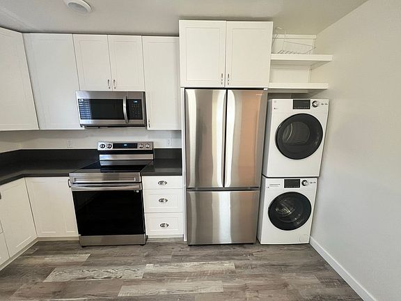 3rd image of 8320-8322 Fresno Ave #8320