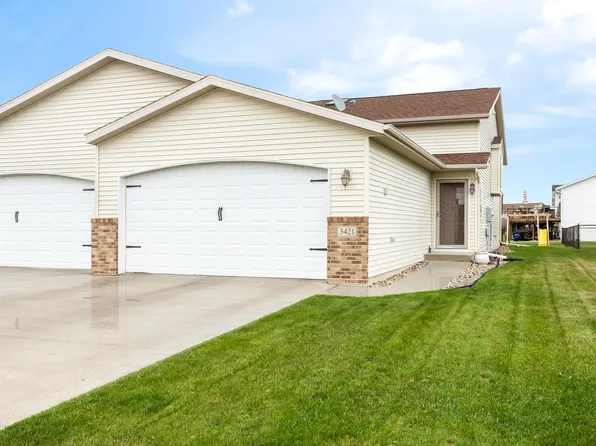 3421 Eagle Run Dr, West Fargo, ND 58078