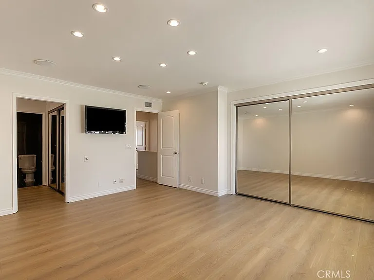 1088 Buckingham Ln — Photo 25