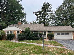 204 Follen Rd #204, Lexington, MA 02421