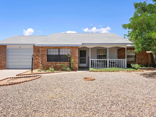 437 7th Ave NE, Rio Rancho, NM 87124
